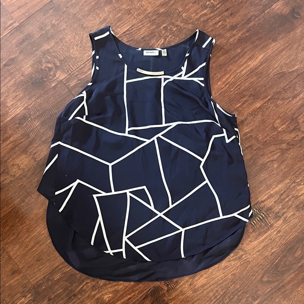 Ann Taylor Navy and White Geometric Tank Top
